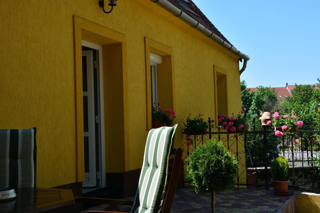 Topart Apartman Tapolca Pokój zdjęcie
