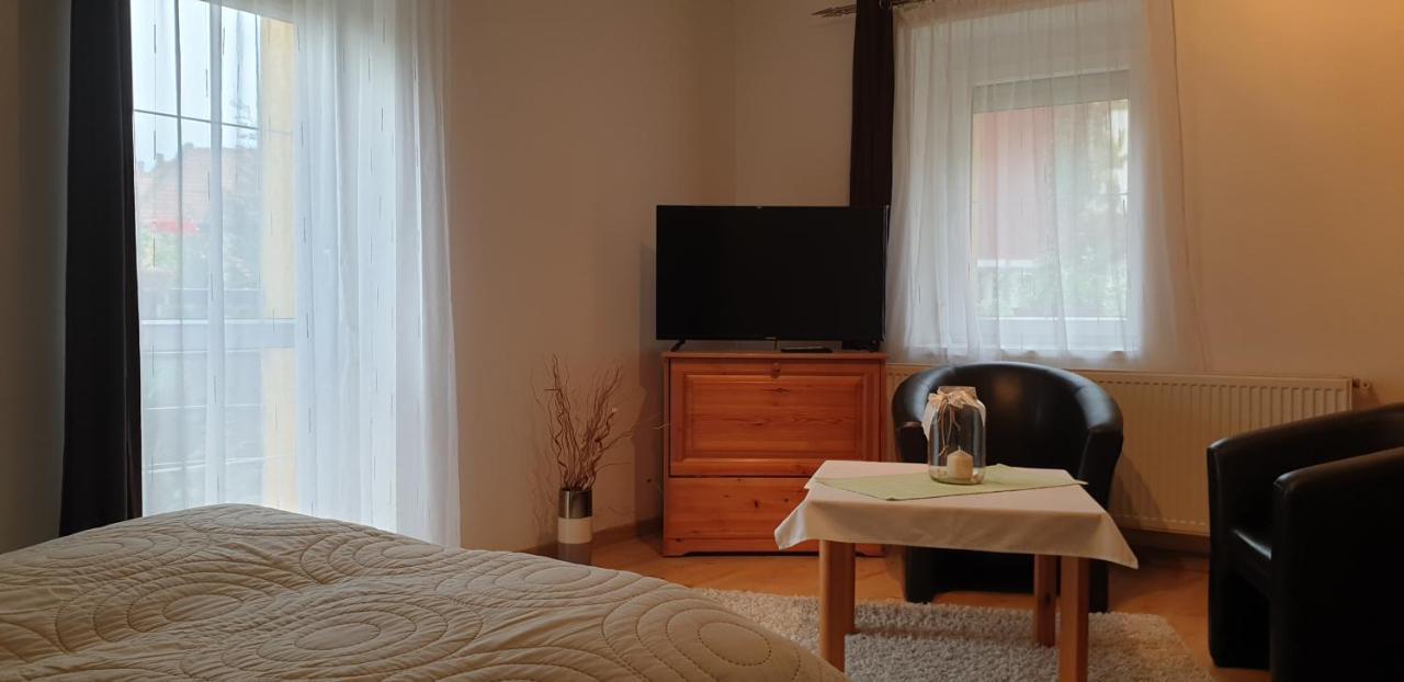 Topart Apartman Tapolca Zewnętrze zdjęcie